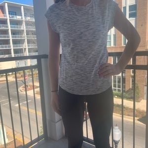 LULULEMON ATHLETICA- great condition top size 4